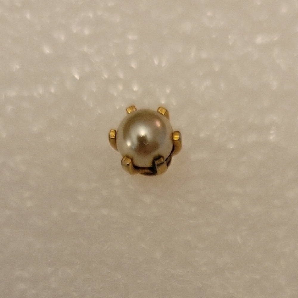 Elegant Gold Tone Pearl Tie Pin/ Brooch
